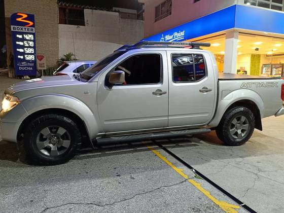 NISSAN FRONTIER 2.5 SE ATTACK 4X2 CD TURBO ELETRONIC DIESEL 4P MANUAL